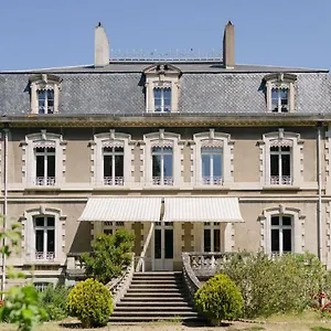 https://les-penates.midi-pyreneeshotels.com